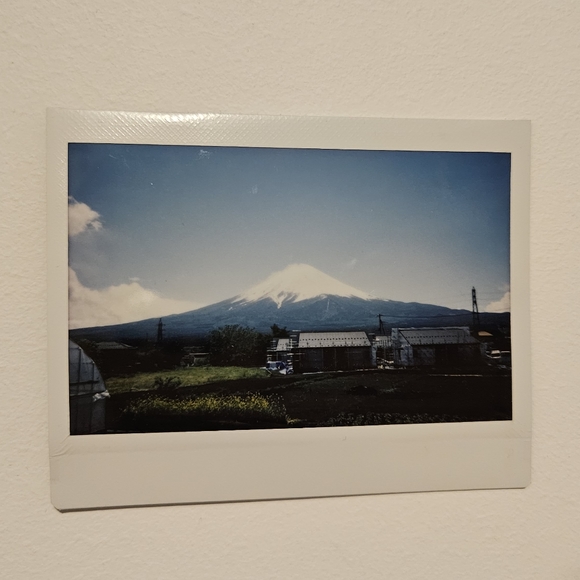 Fuji Instax Wide 300 instant film camera with case - Picture 4 of 4